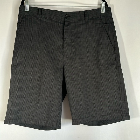 Greg Norman for Tasso Ella Black & Grey Plaid Shorts Size 32 - Picture 1 of 7